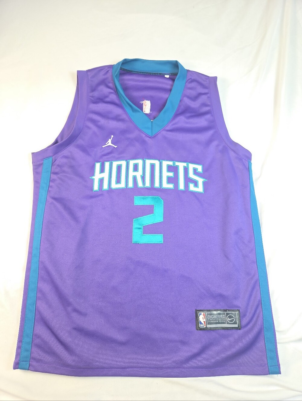 Nike Jordan NBA Charlotte Hornets #2 Lamelo Ball Jersey Size Large